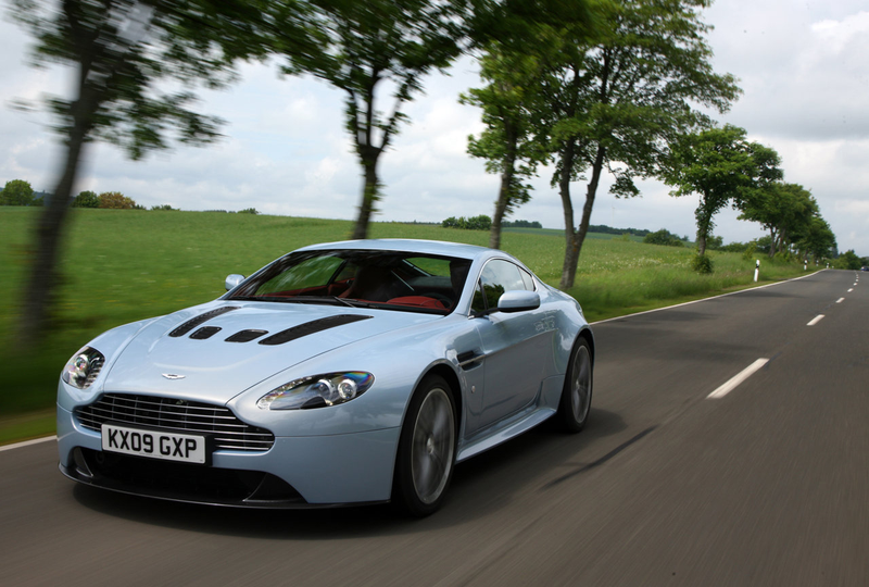 Illustration for article titled 2010 Aston Martin V12 Vantage: Driven